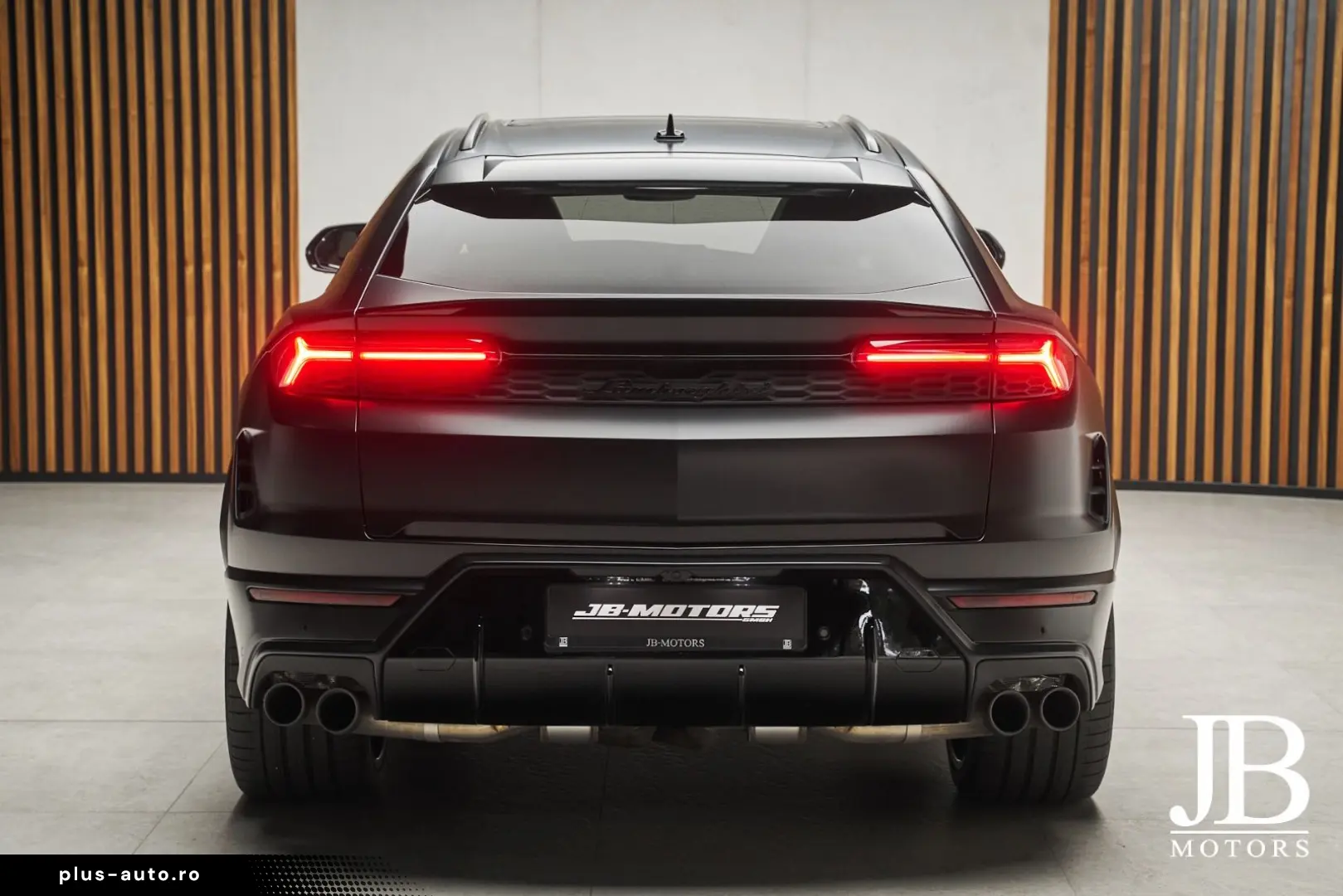 LAMBORGHINI Urus SE Panorama 3D B&O Carbon 23 Zoll