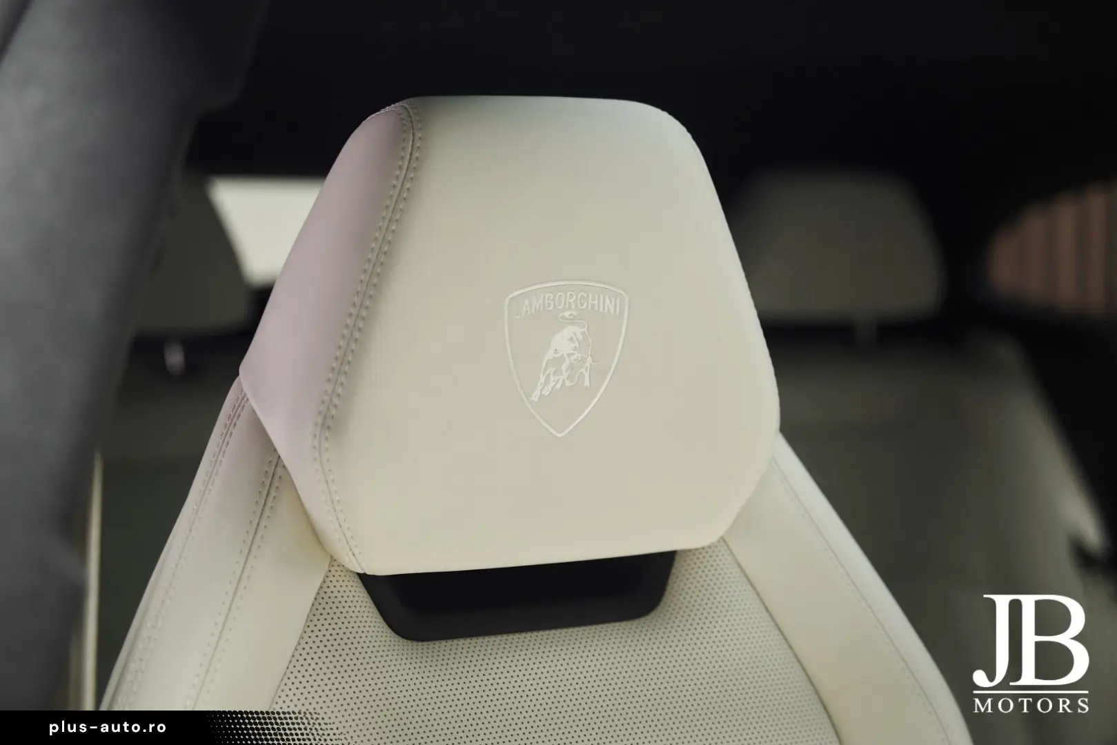 LAMBORGHINI Urus SE Panorama 3D B&O Carbon 23 Zoll