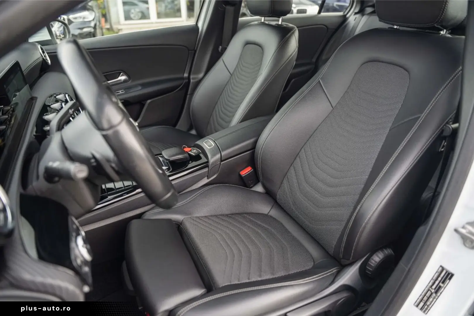 Mercedes-Benz A-180