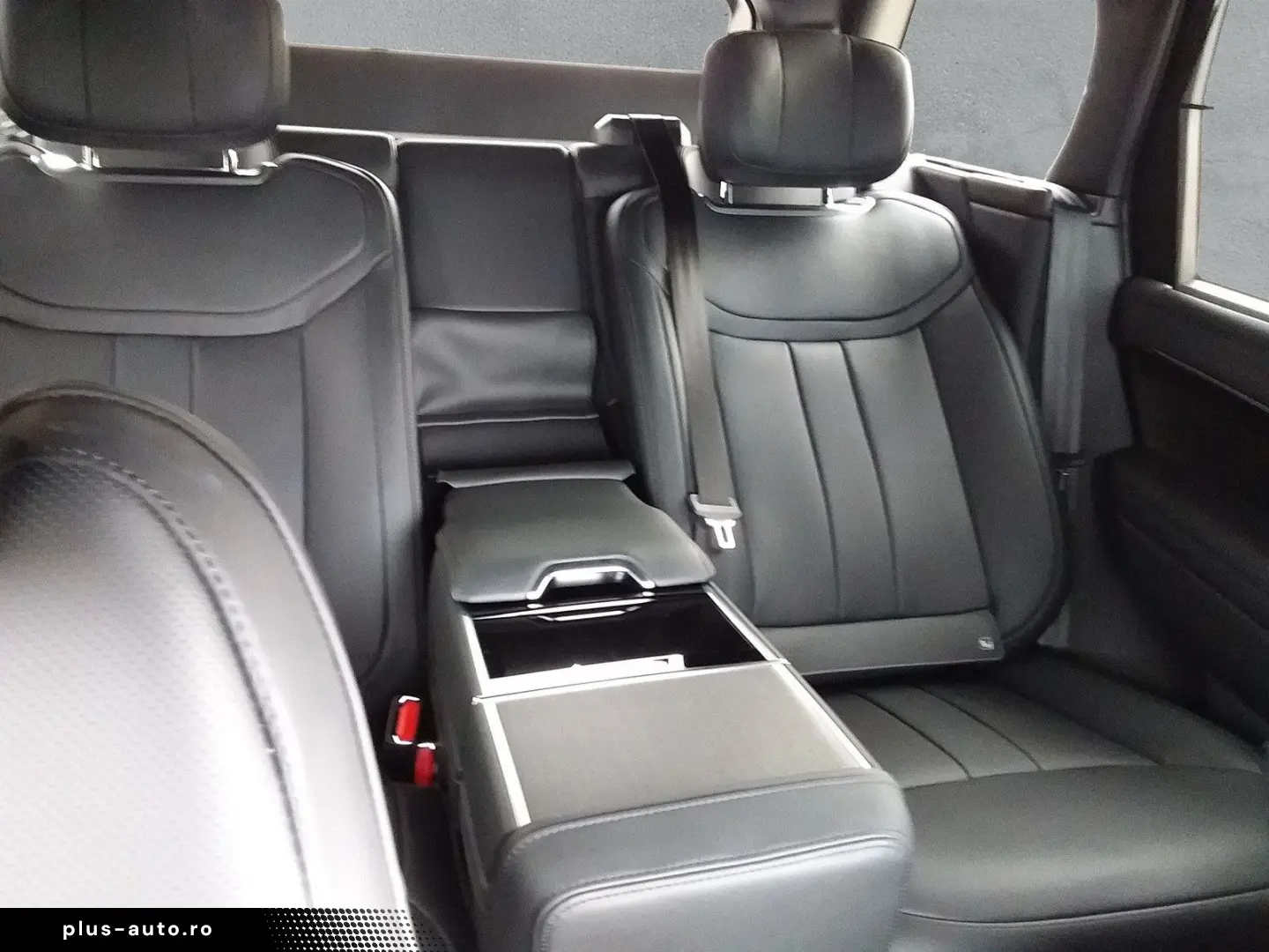 LAND ROVER Range Rover 4.4 P530 Autobiography