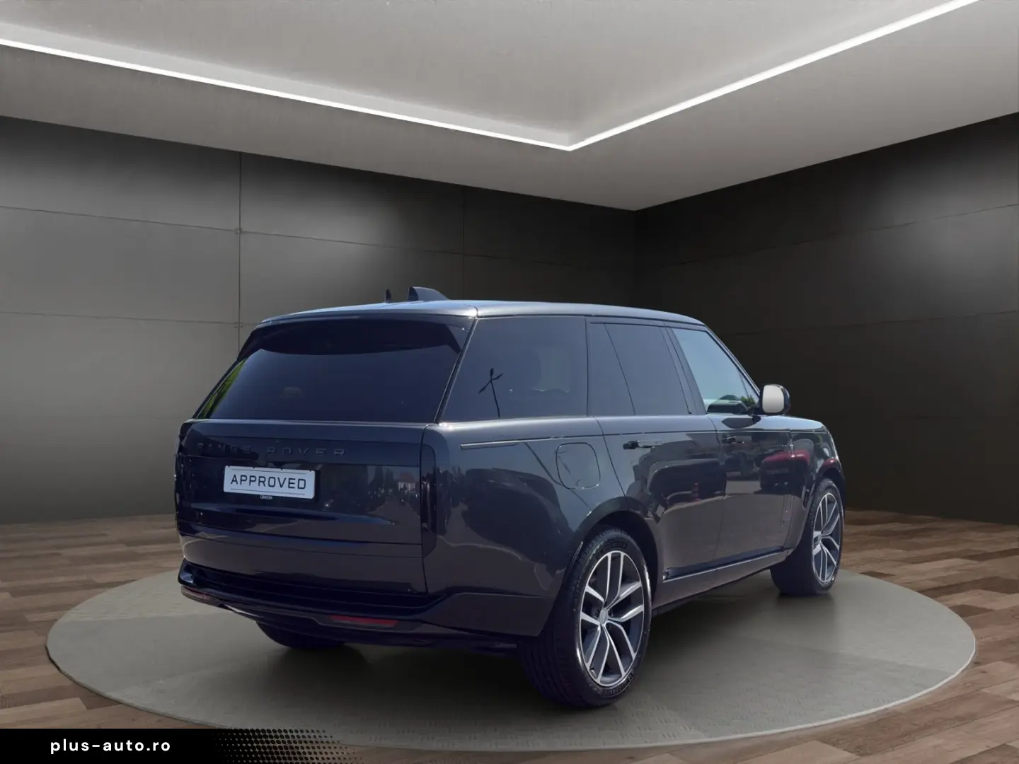 LAND ROVER Range Rover P550e Plug-in-Hybrid Autobiography