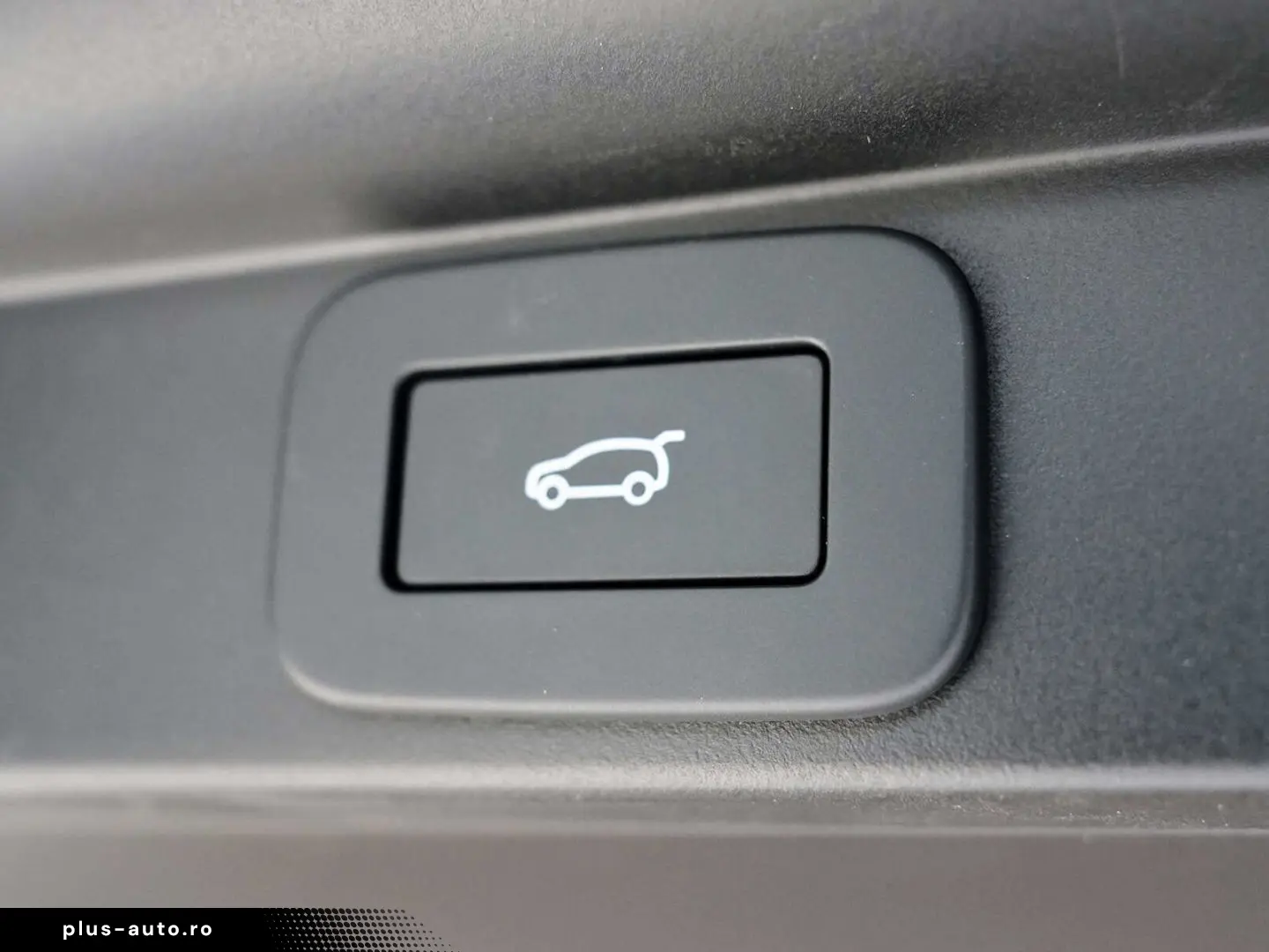 LAND ROVER Range Rover P460e HSE Hybrid UPE 169.572 €