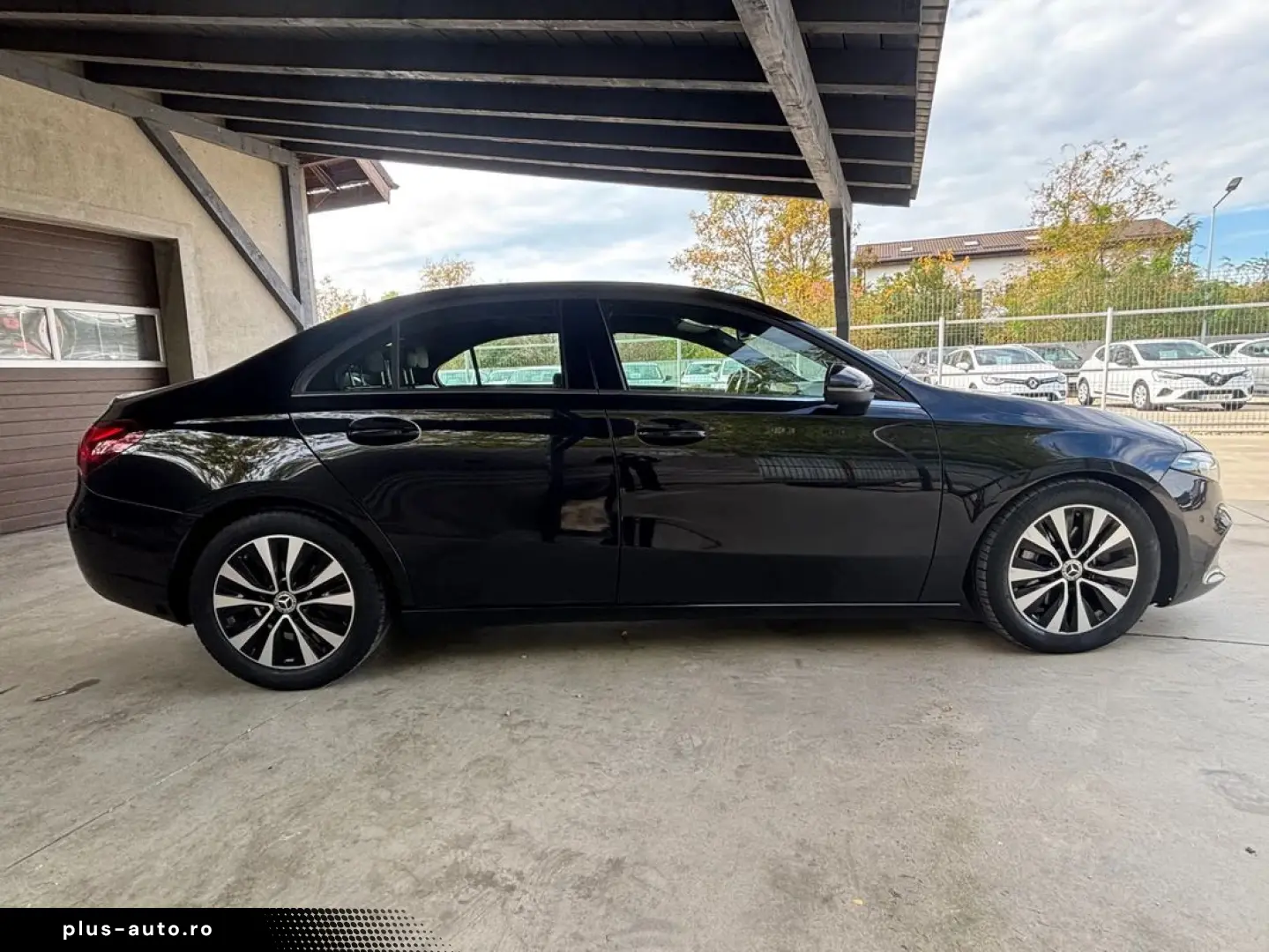 Mercedes-Benz A-200