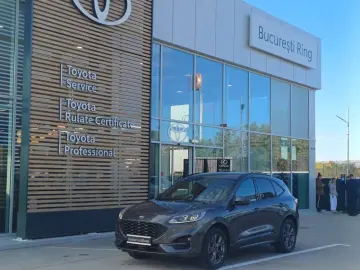Ford Kuga 2.5 Duratec Fhev 190CP ST-Line Cvt Awd