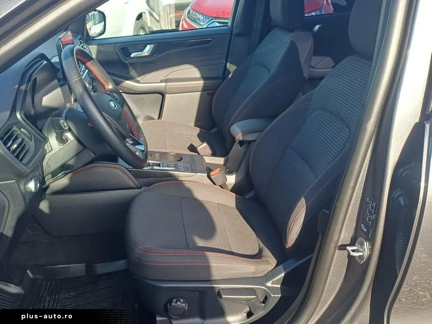 Ford Kuga 2.5 Duratec Fhev 190CP ST-Line Cvt Awd