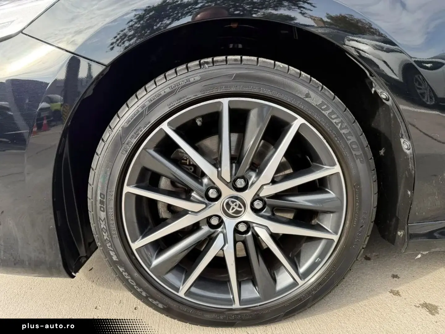 Toyota Camry Dynamic 2.5 Hybrid 218 Cp
