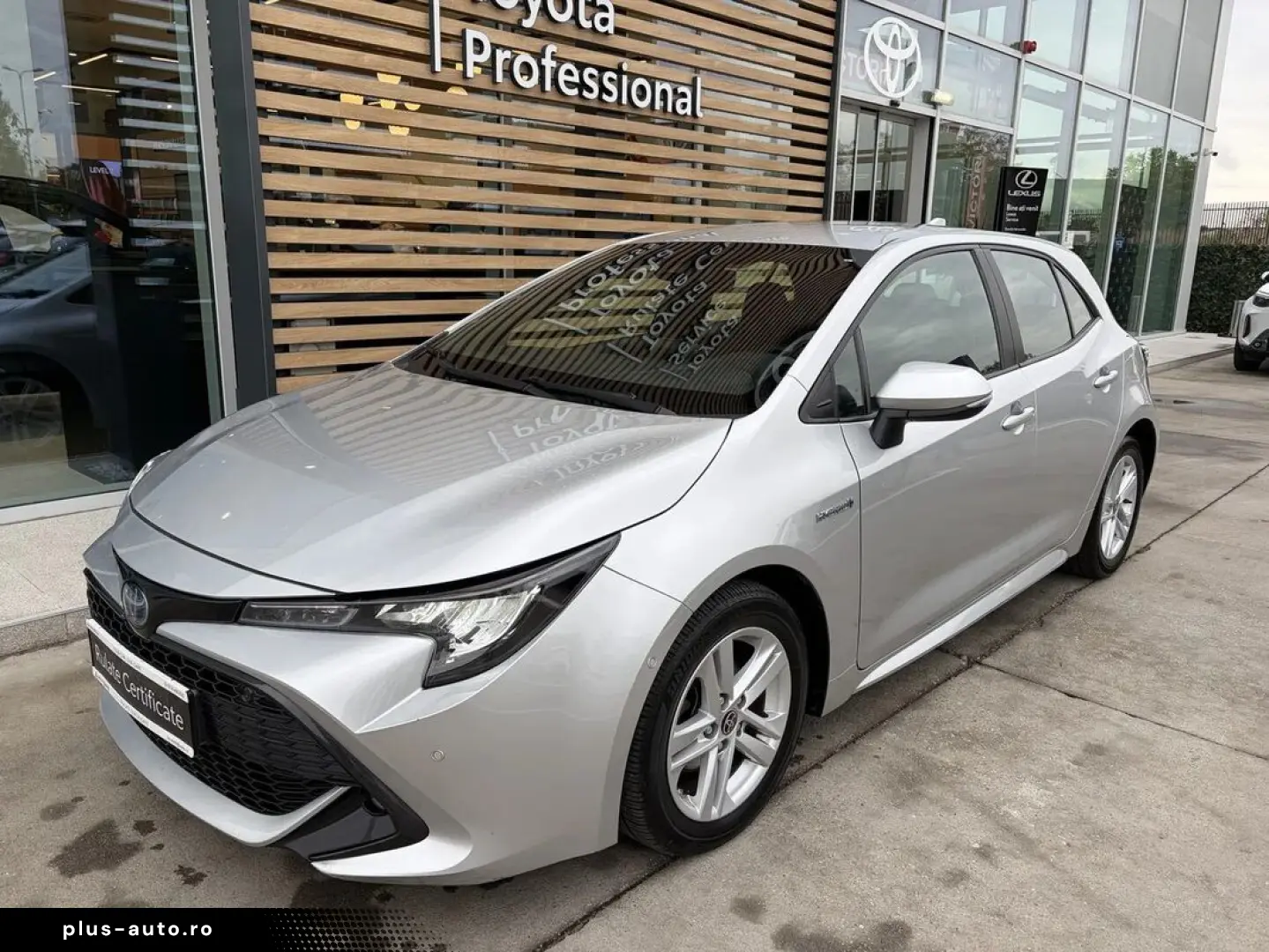Toyota Corolla 1.8 Hybrid Dynamic Hsd E-CVT