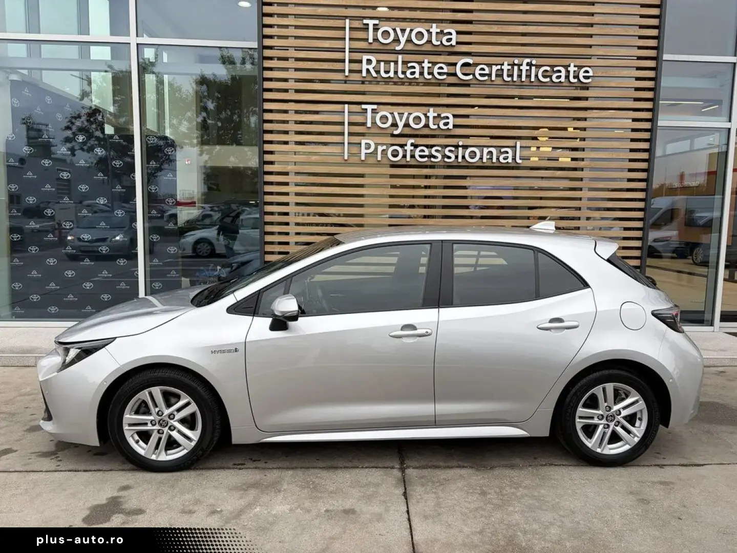 Toyota Corolla 1.8 Hybrid Dynamic Hsd E-CVT