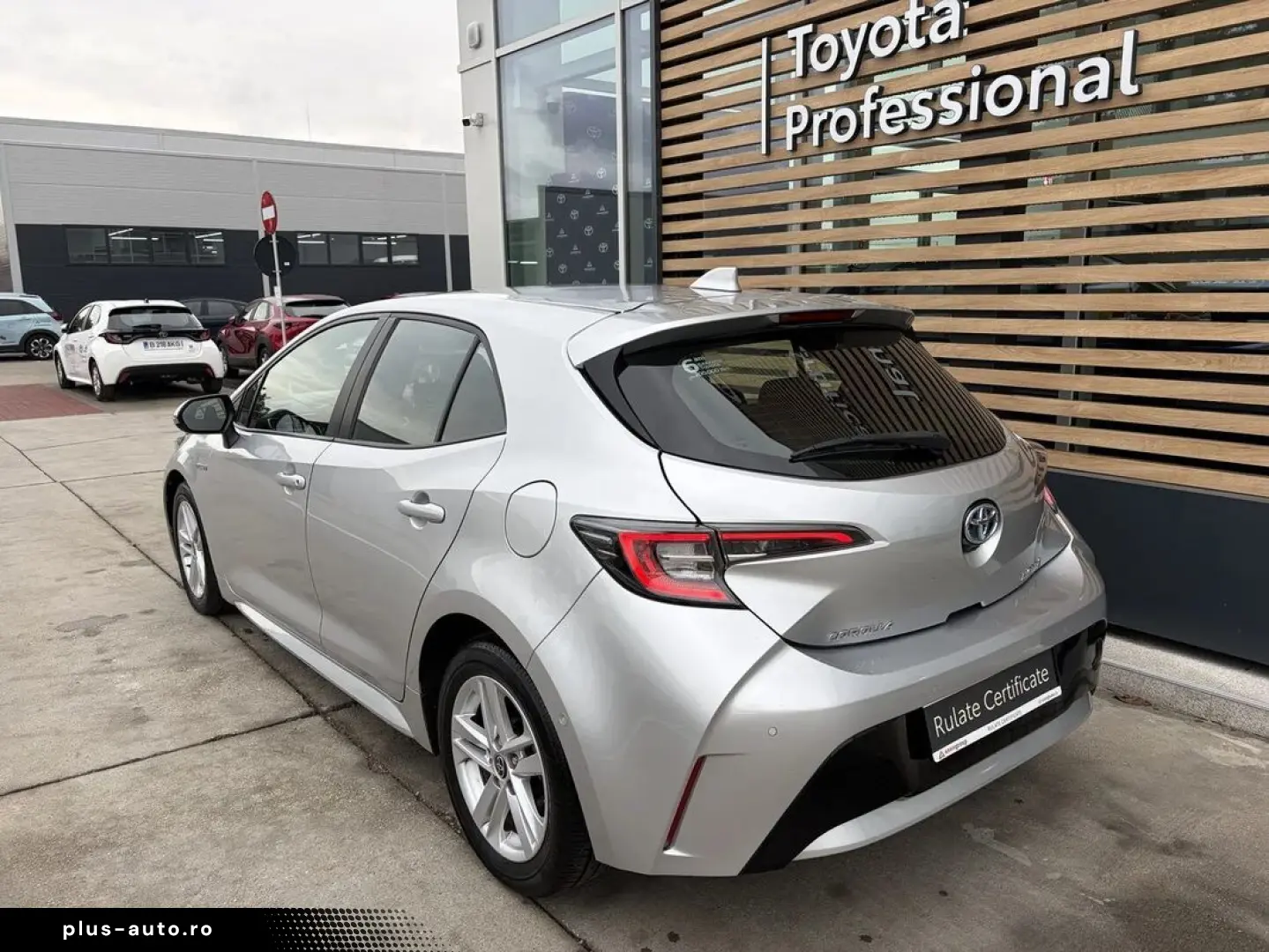 Toyota Corolla 1.8 Hybrid Dynamic Hsd E-CVT