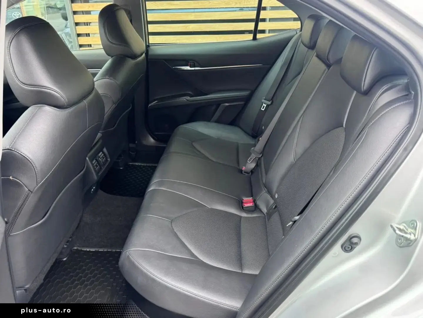 Toyota Camry 2.5 Hybrid Dynamic E-CVT
