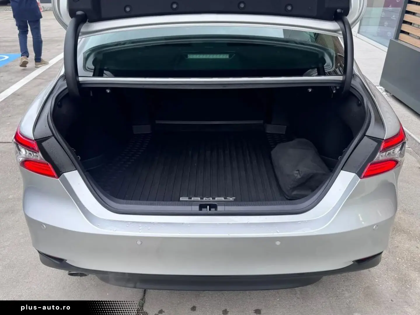 Toyota Camry 2.5 Hybrid Dynamic E-CVT