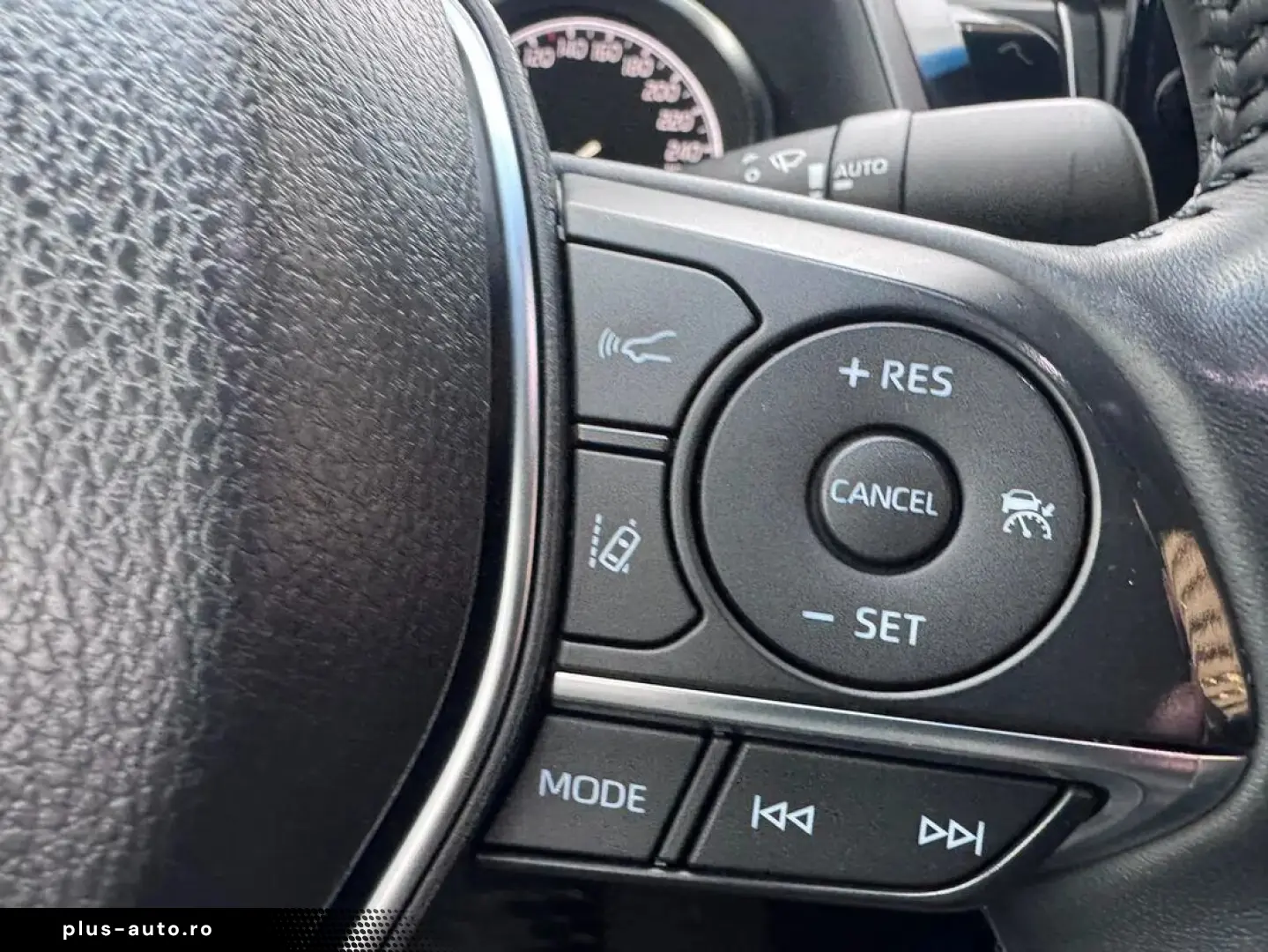 Toyota Camry 2.5 Hybrid Dynamic E-CVT