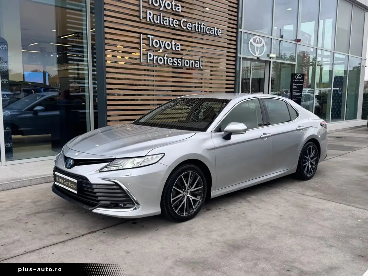 Toyota Camry 2.5 Hybrid Dynamic E-CVT