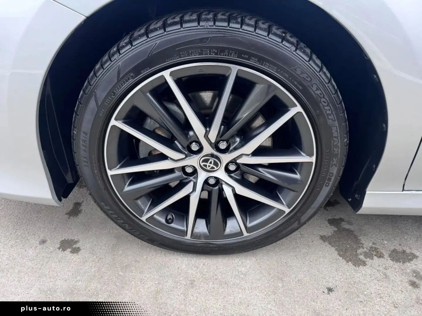 Toyota Camry 2.5 Hybrid Dynamic E-CVT