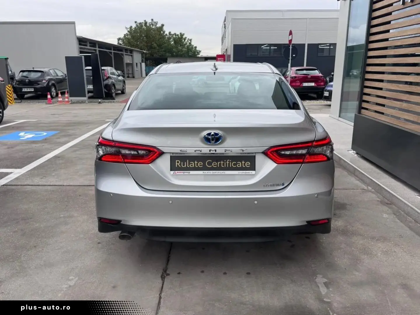 Toyota Camry 2.5 Hybrid Dynamic E-CVT
