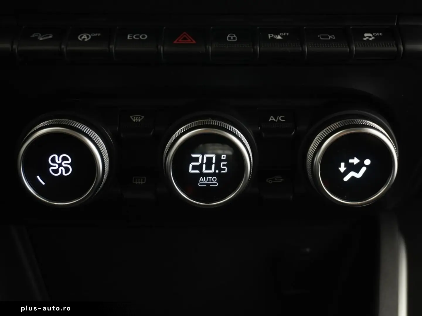 Dacia Duster Prestige 4×4   110 CP   Fără AdBlue   Cameră 36