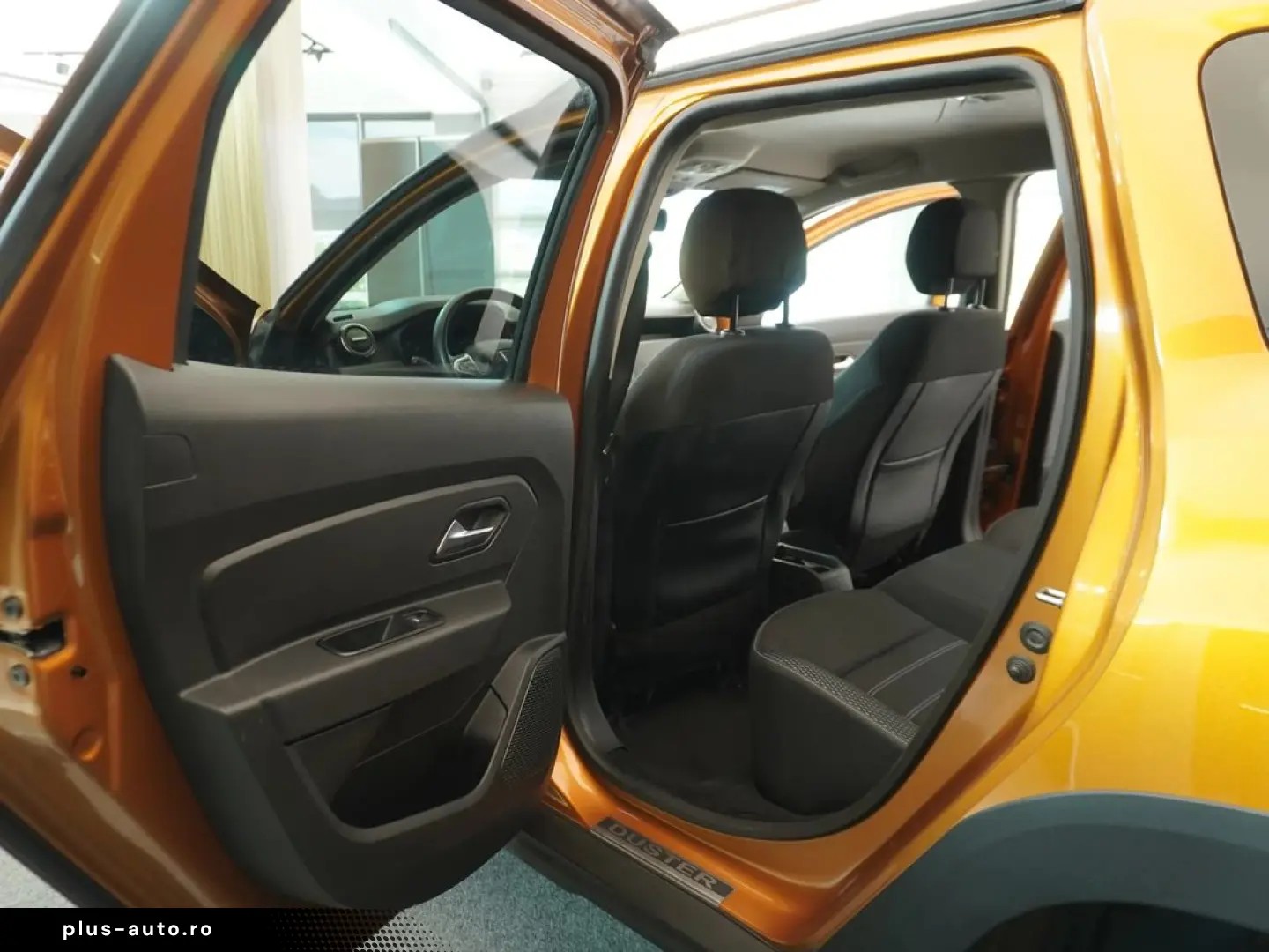 Dacia Duster Prestige 4×4   110 CP   Fără AdBlue   Cameră 36
