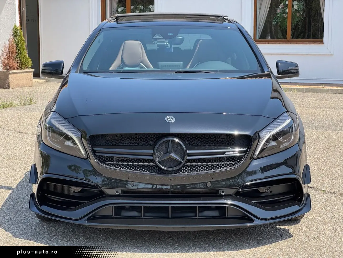 Mercedes-Benz A-45-Amg
