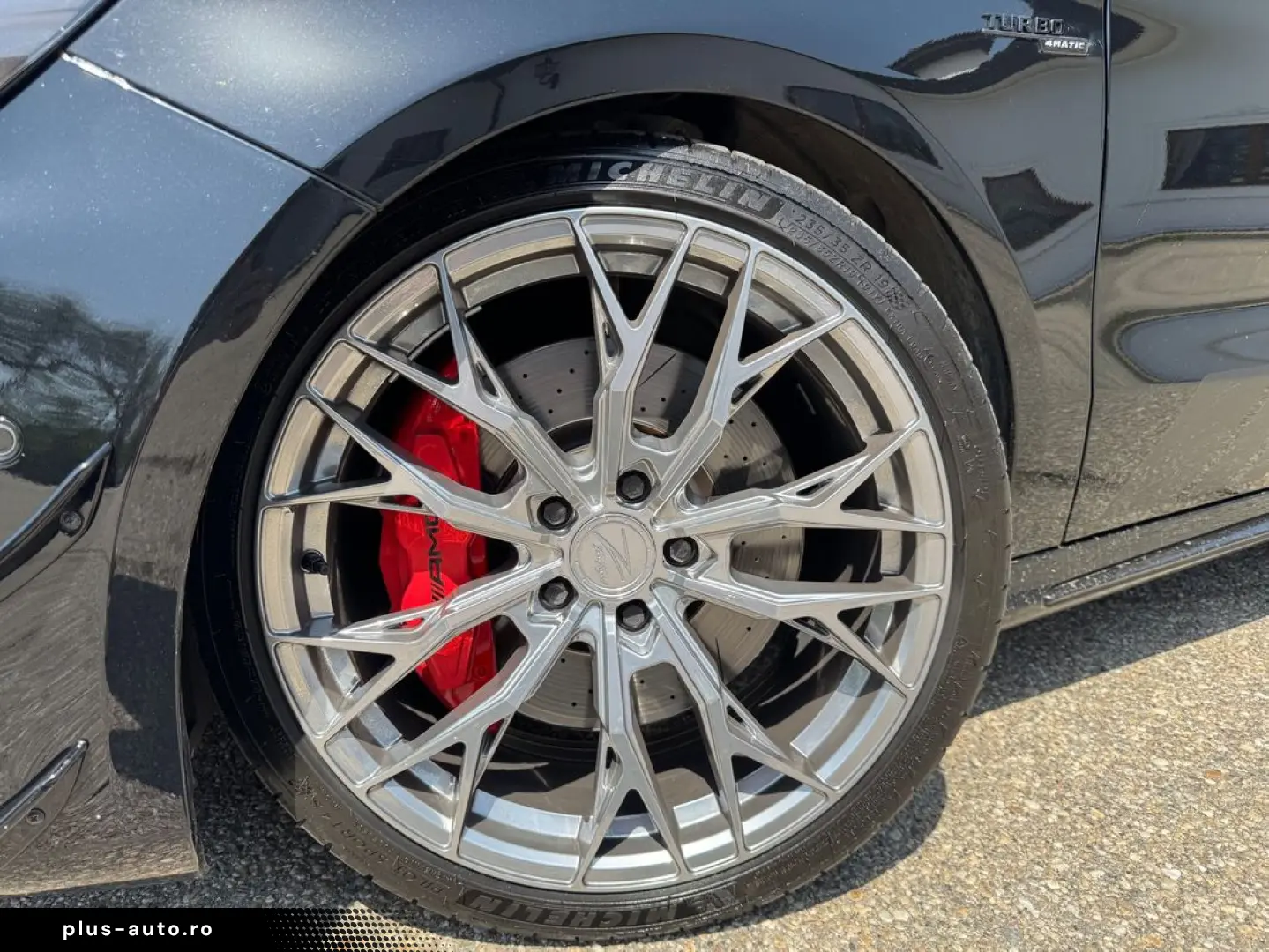 Mercedes-Benz A-45-Amg
