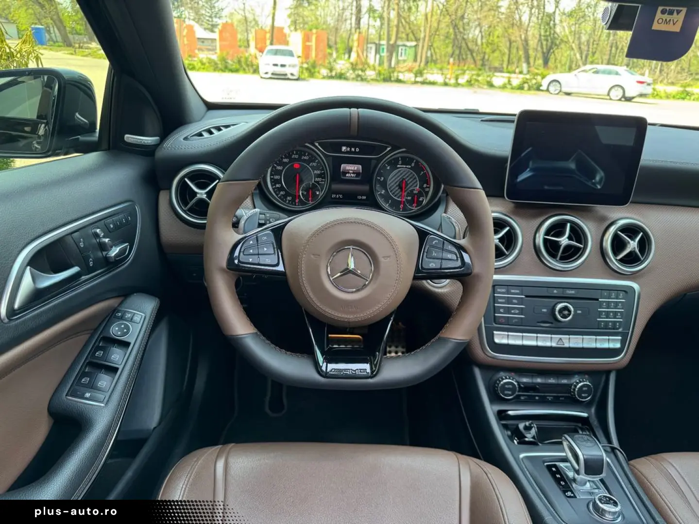 Mercedes-Benz A-45-Amg