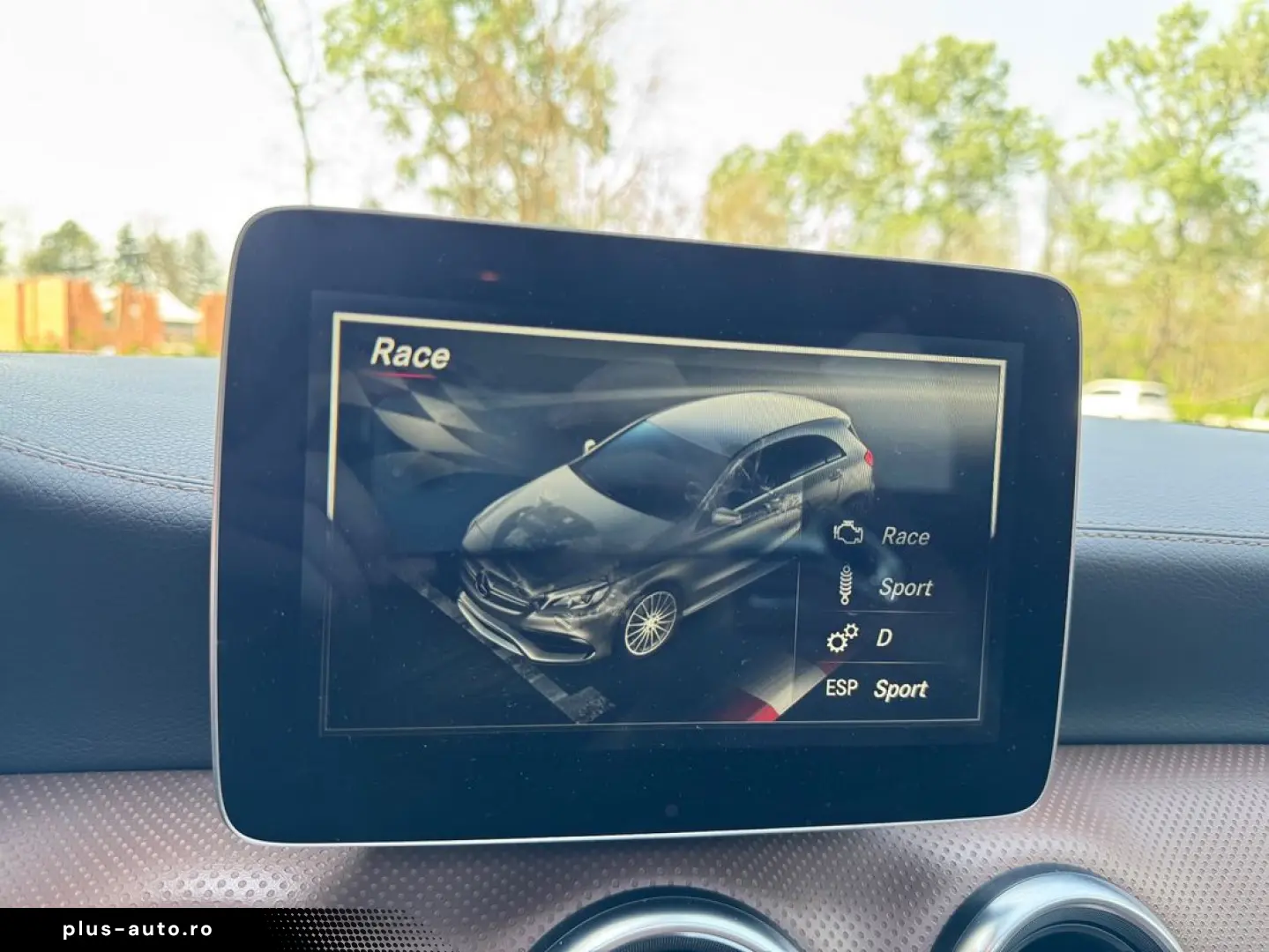 Mercedes-Benz A-45-Amg