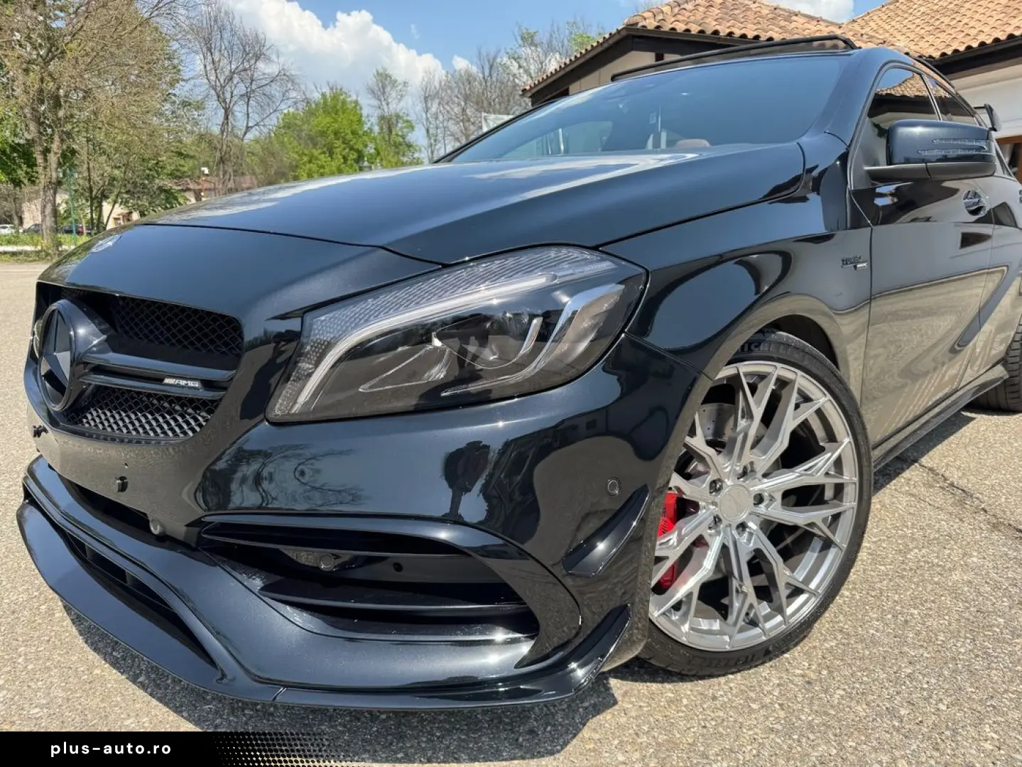 Mercedes-Benz A-45-Amg