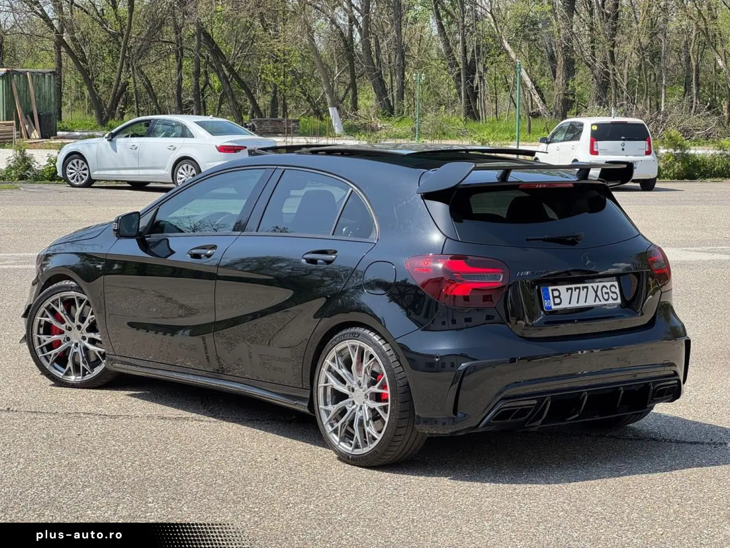 Mercedes-Benz A-45-Amg