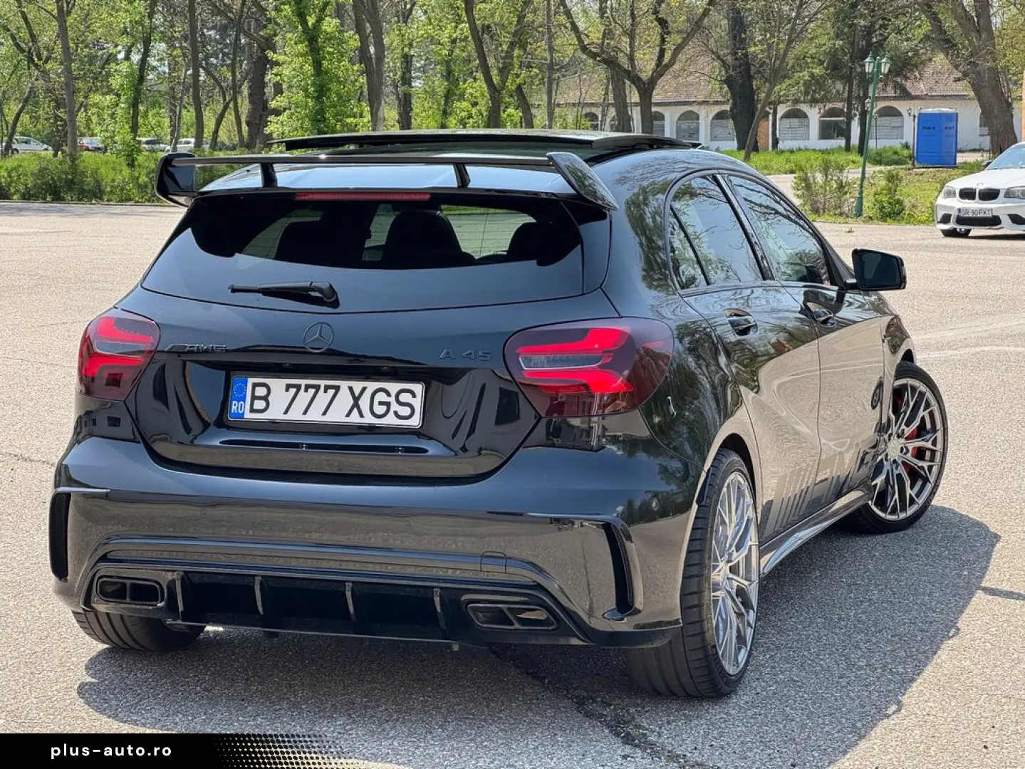 Mercedes-Benz A-45-Amg