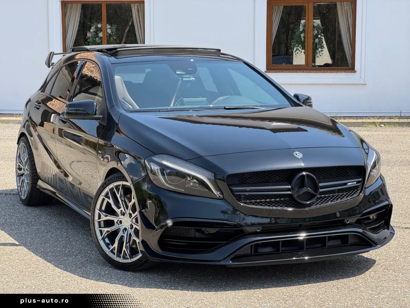 Mercedes-Benz A-45-Amg