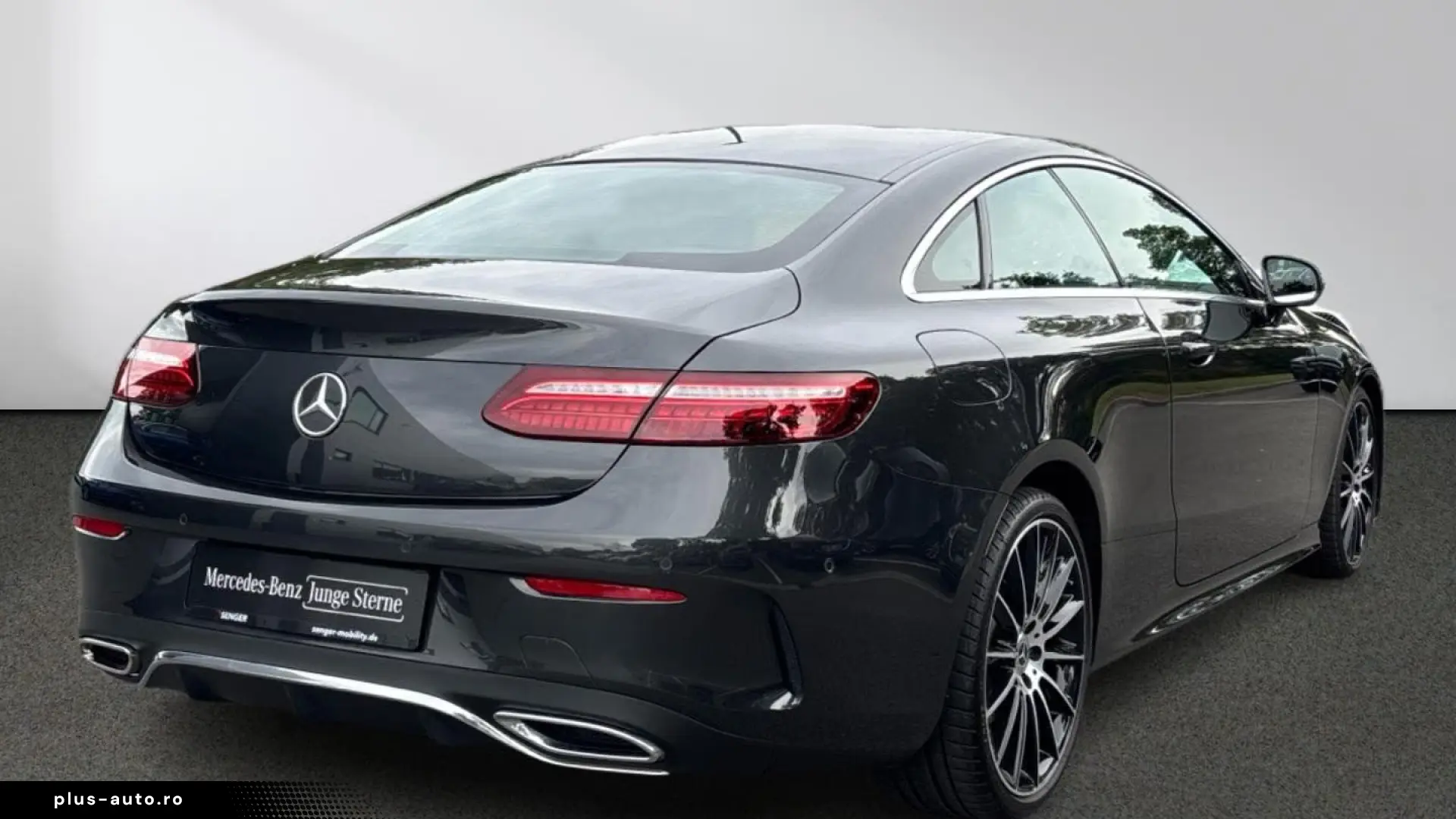 Mercedes-Benz E 220 d Coupé AMG Line 360  • MBUX MEMORY