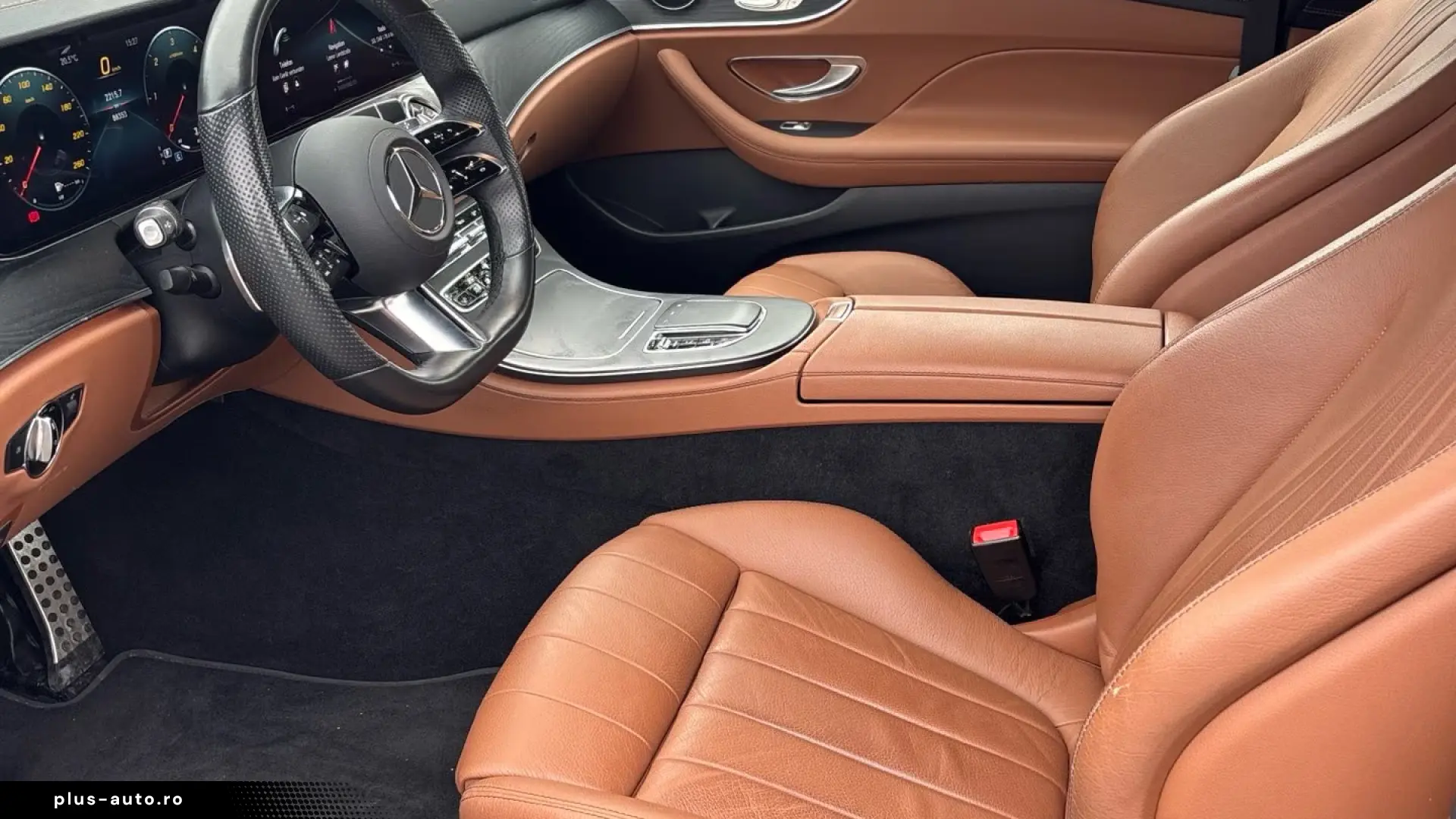 Mercedes-Benz E 220 d Coupé AMG Line 360  • MBUX MEMORY