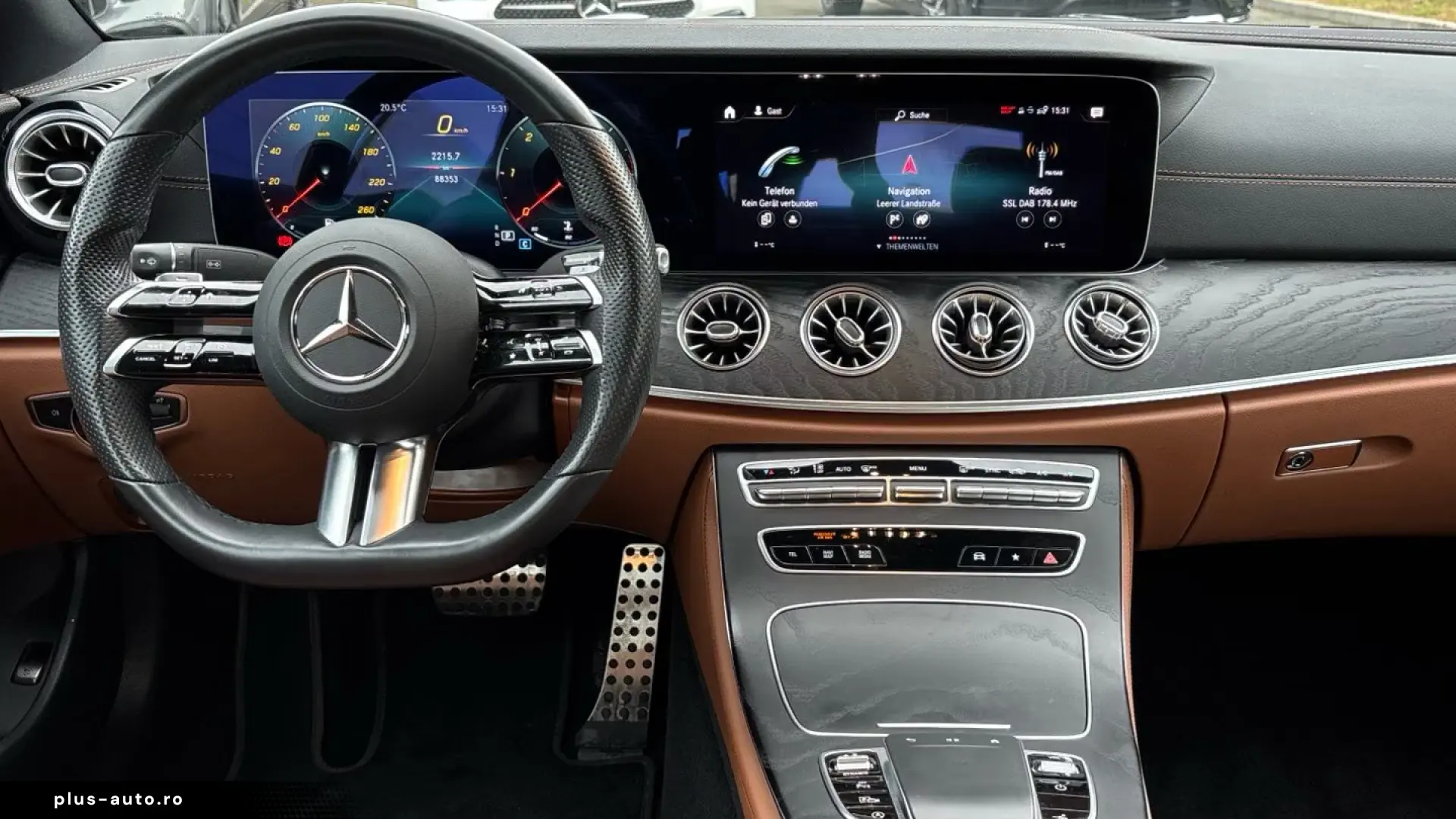 Mercedes-Benz E 220 d Coupé AMG Line 360  • MBUX MEMORY