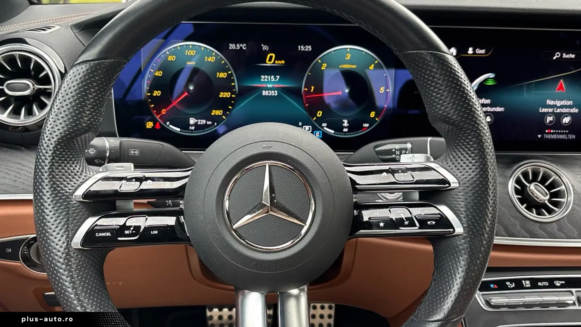 Mercedes-Benz E 220 d Coupé AMG Line 360  • MBUX MEMORY
