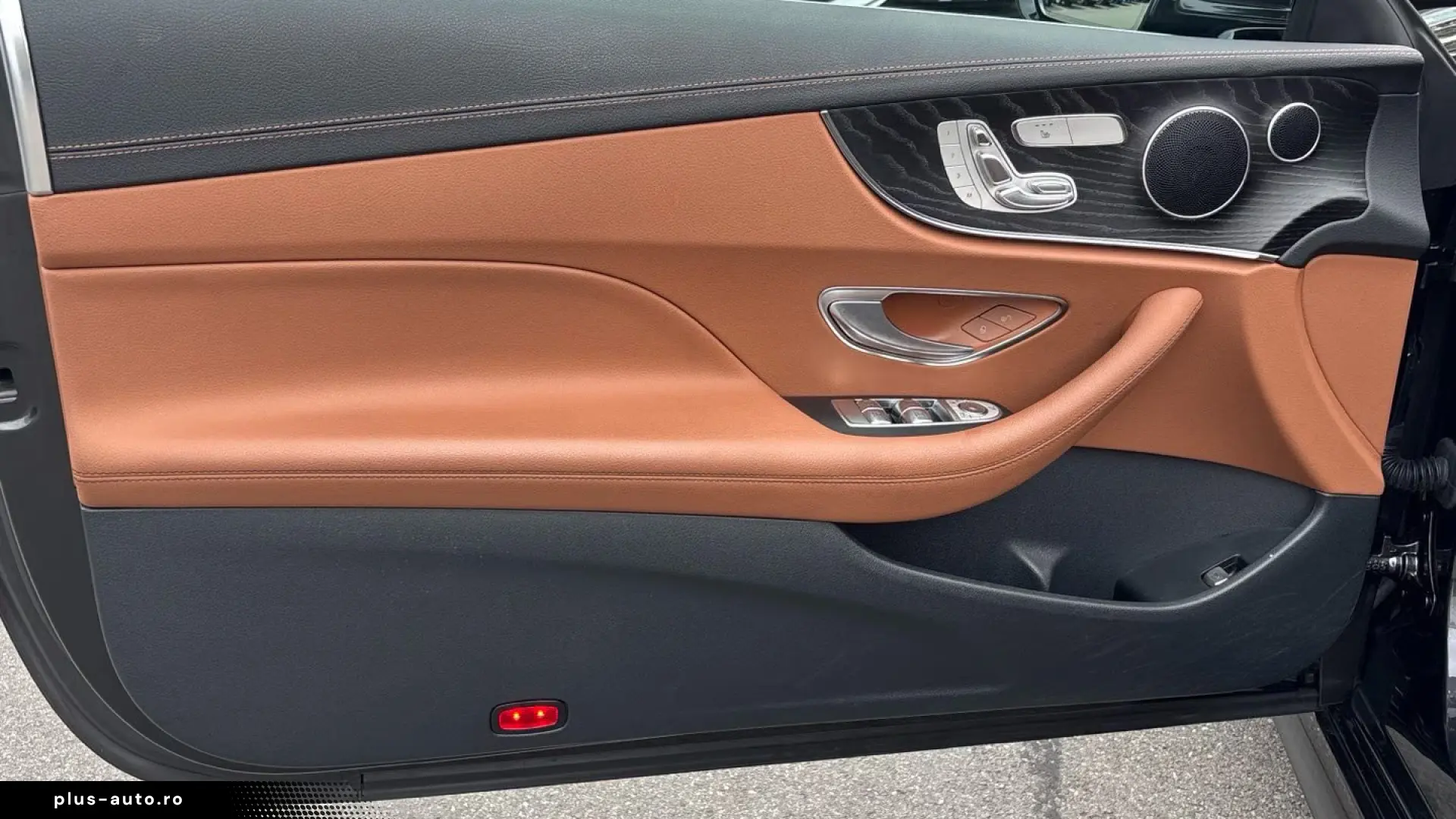 Mercedes-Benz E 220 d Coupé AMG Line 360  • MBUX MEMORY