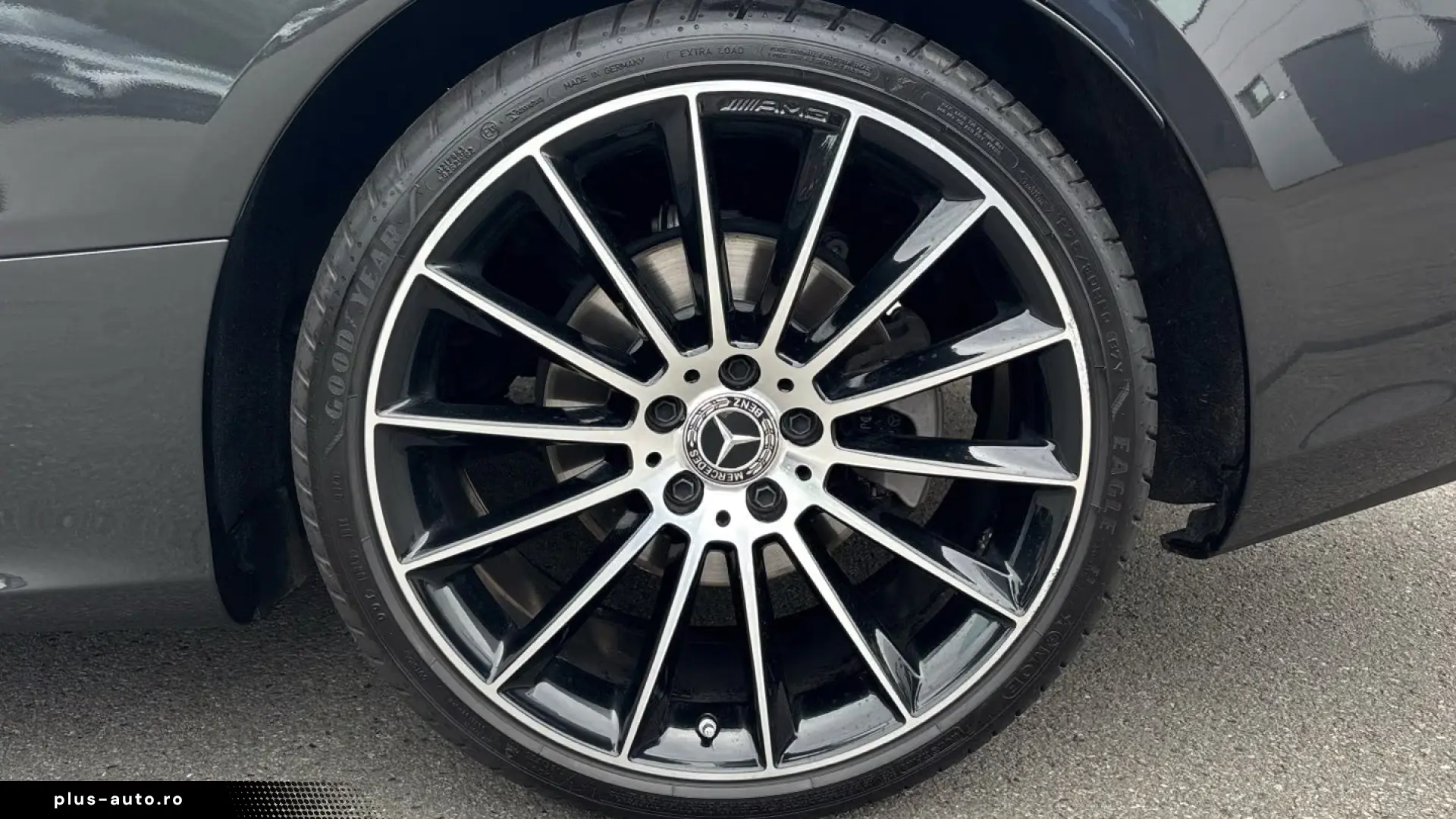 Mercedes-Benz E 220 d Coupé AMG Line 360  • MBUX MEMORY