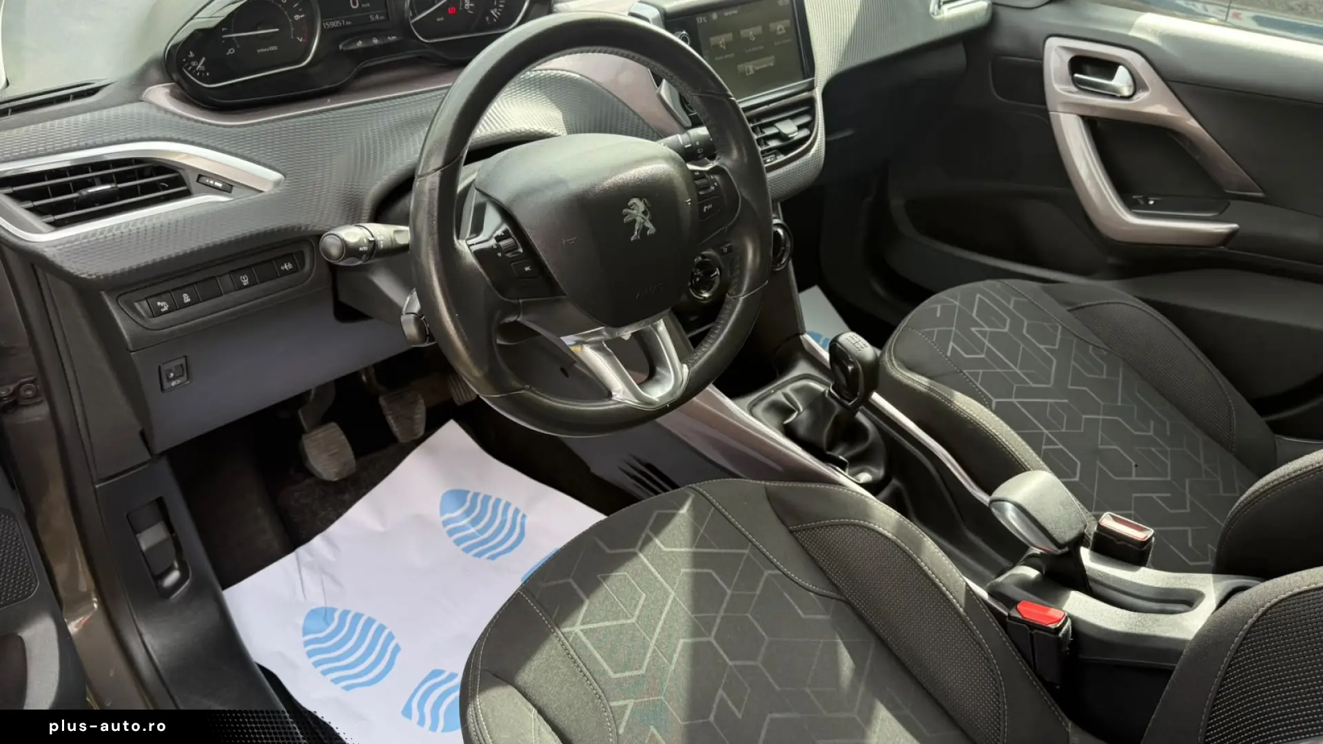 Peugeot 2008 An2015 1.2Mpi 82Cp E5 Garantie Rate
