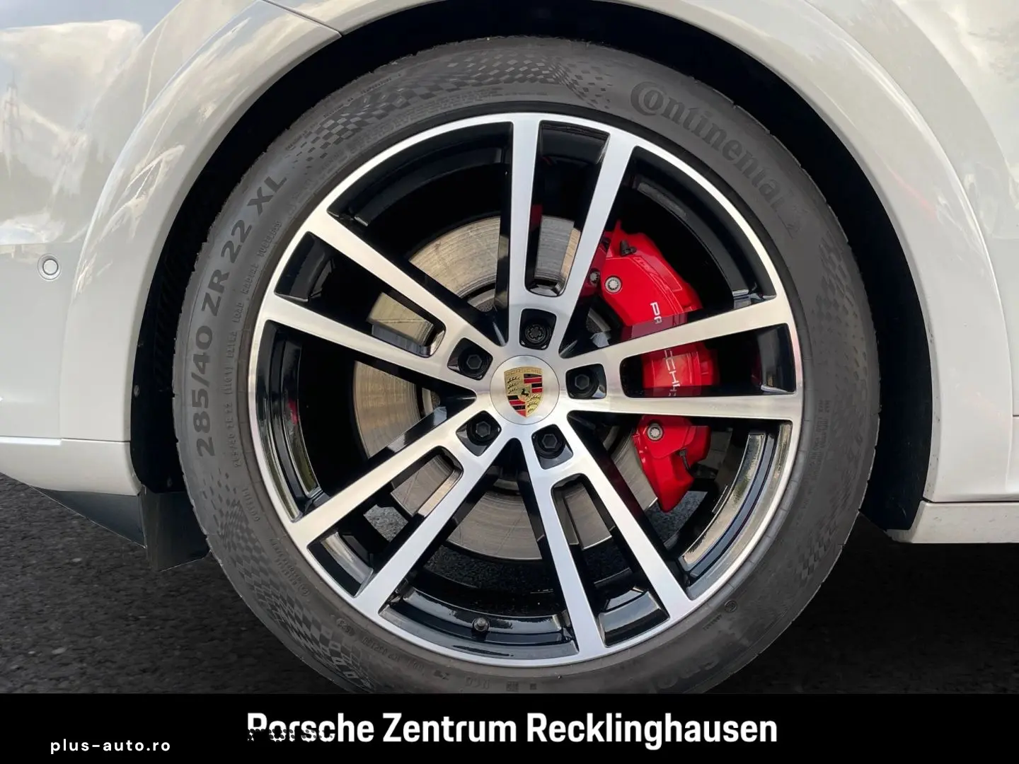 PORSCHE Cayenne GTS Coupe InnoDrive HALenkung Soft-Close
