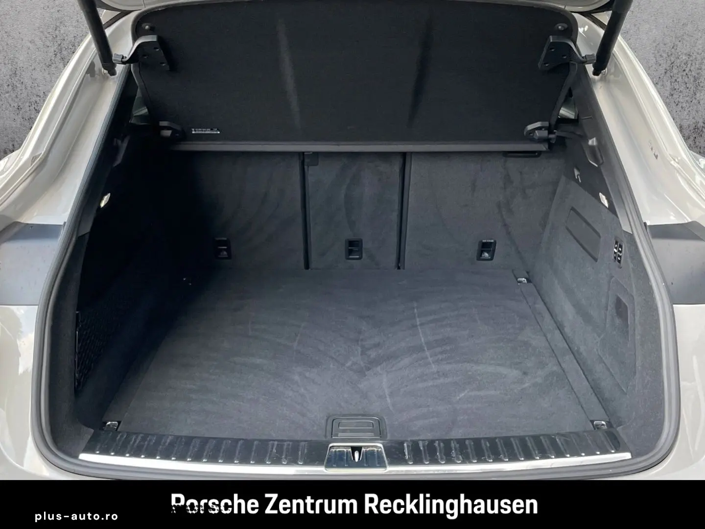 PORSCHE Cayenne GTS Coupe InnoDrive HALenkung Soft-Close
