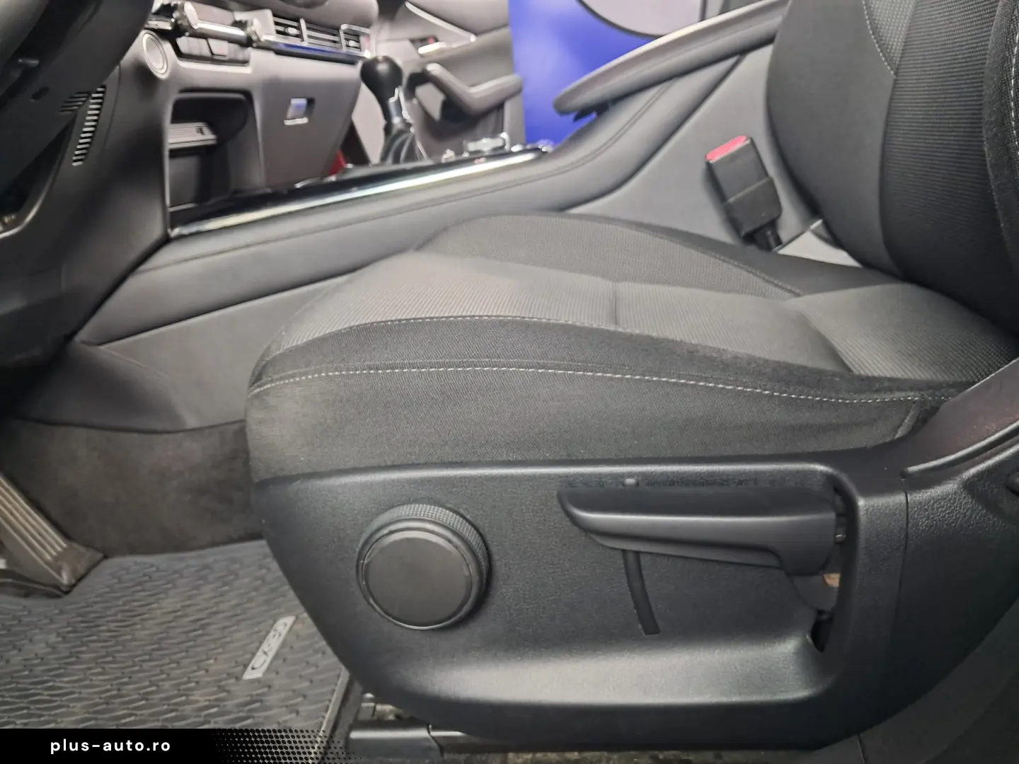 MAZDA CX-30 SKYACTIV X 2WD 186CP 2.0i HYBRID 2021