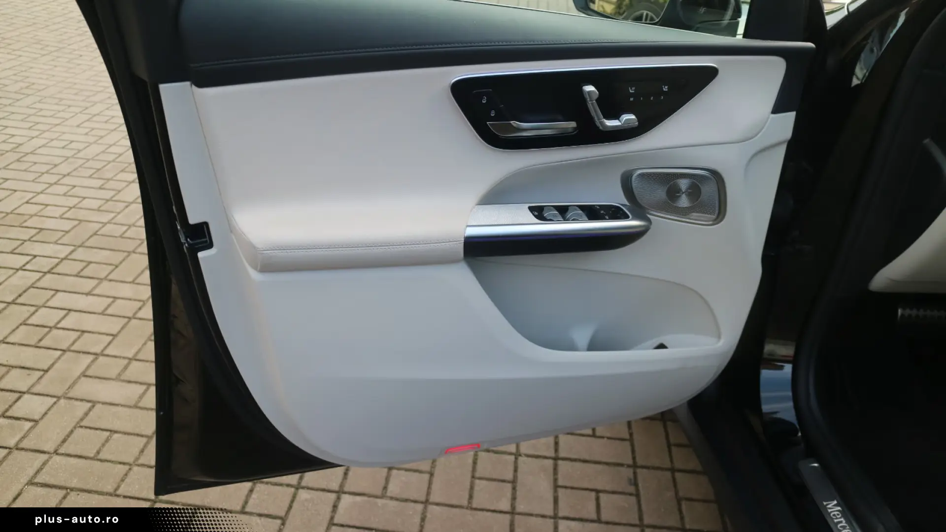 Mercedes-Benz GLC 400 e 4MATIC Avantgarde Full