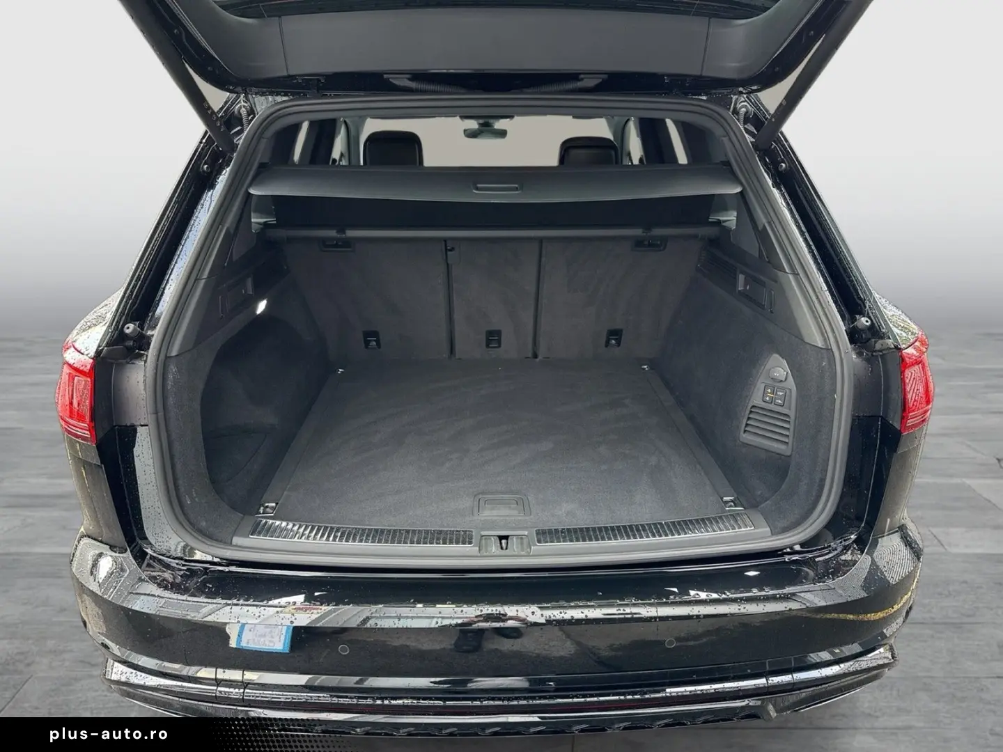 VW Touareg V6 R-LINE FINAL EDITION STANDHZ. AHK CAM