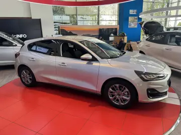 Ford Focus MCA 5 usi Titanium 1.5 EcoBlue 115 CP A8