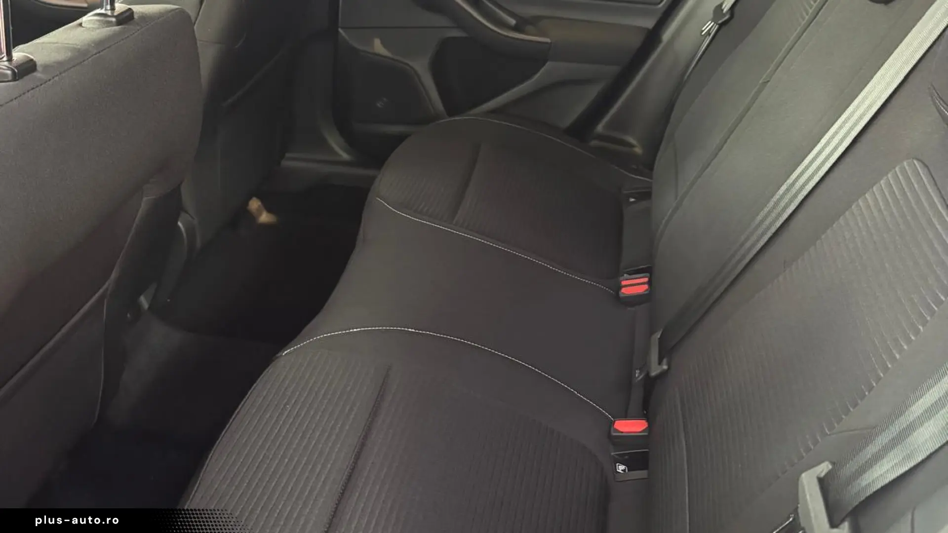 Ford Focus MCA 5 usi Titanium 1.5 EcoBlue 115 CP A8