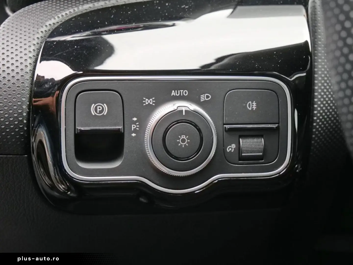 MERCEDES-BENZ A 180 d Limousine AMG Navi Plus Advanced Sound