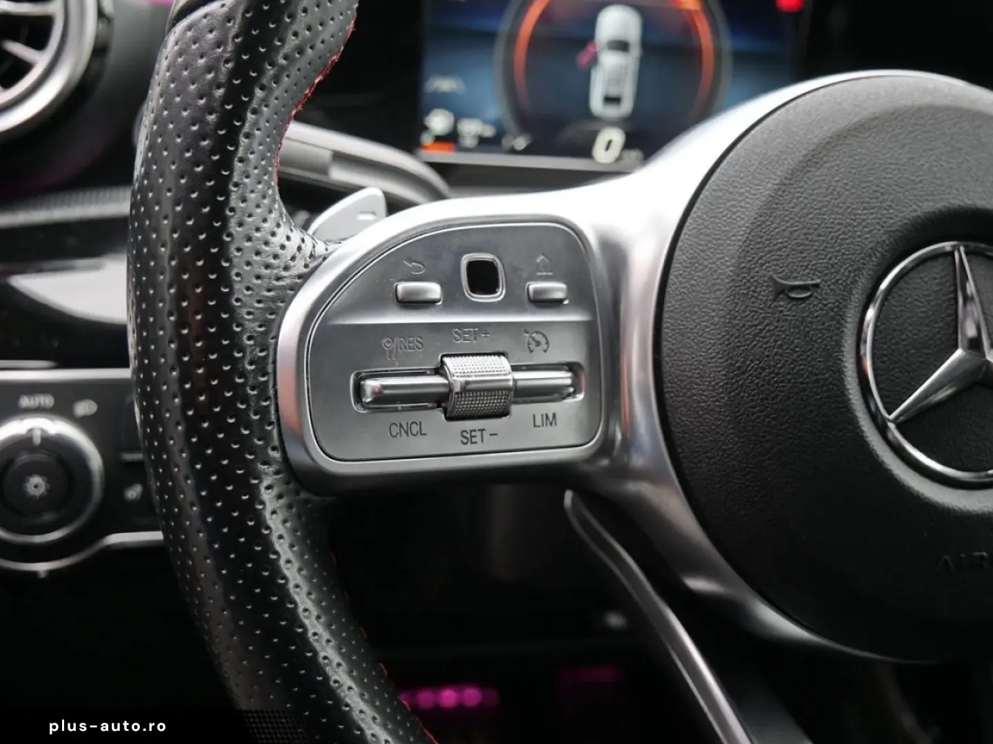 MERCEDES-BENZ A 180 d Limousine AMG Navi Plus Advanced Sound
