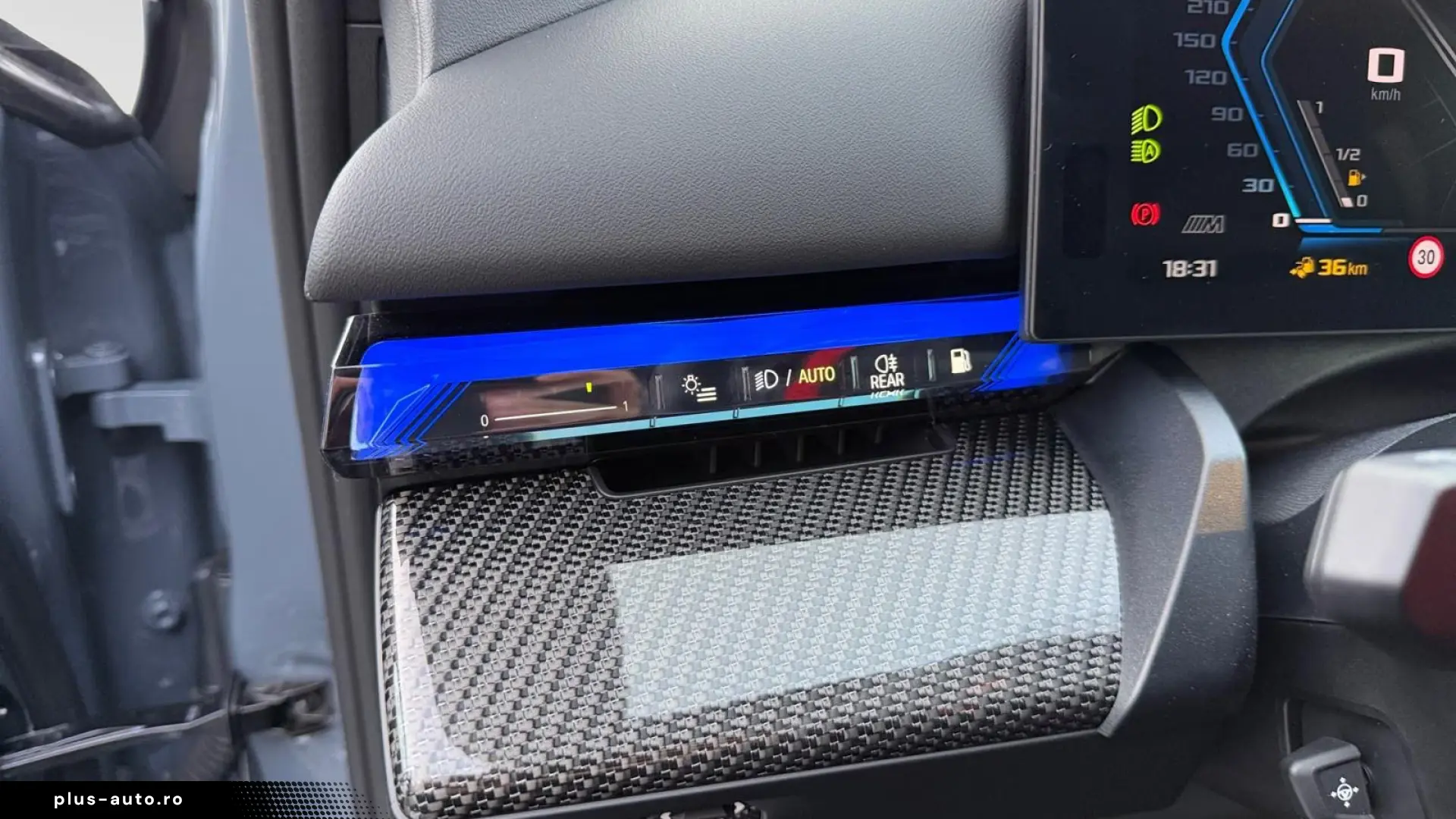 Noul BMW M5 G90 - Individual   727 CP