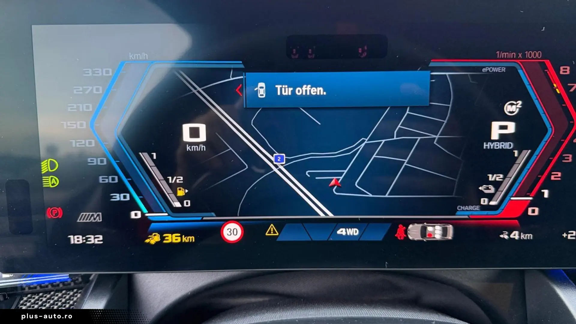 Noul BMW M5 G90 - Individual   727 CP