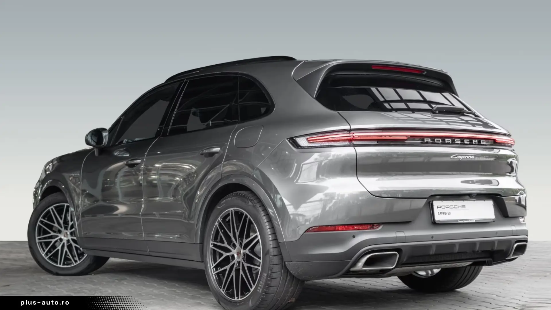 Porsche Cayenne E-Hybrid InnoDrive Head-Up Air Suspension