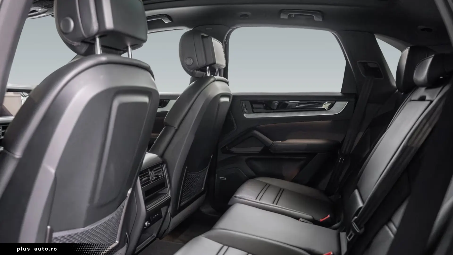 Porsche Cayenne E-Hybrid InnoDrive Head-Up Air Suspension