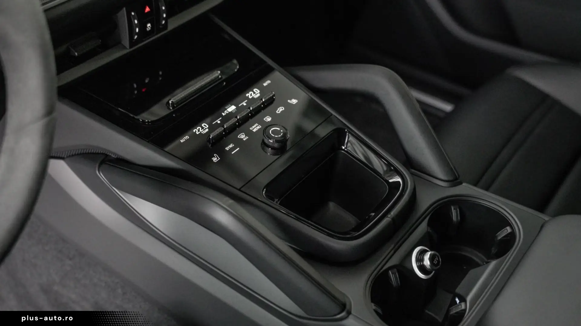 Porsche Cayenne E-Hybrid InnoDrive Head-Up Air Suspension